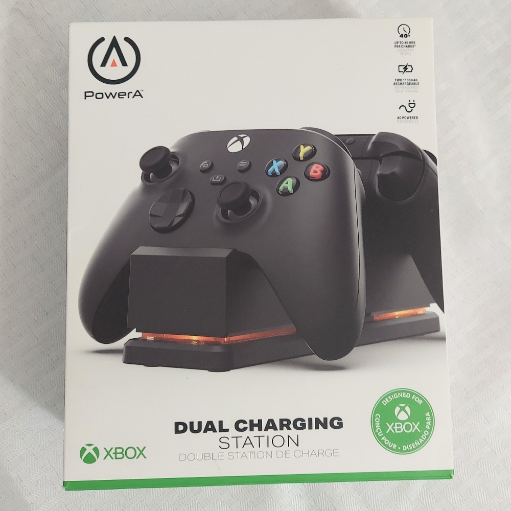 Dual charging Station for XBOX Controllers